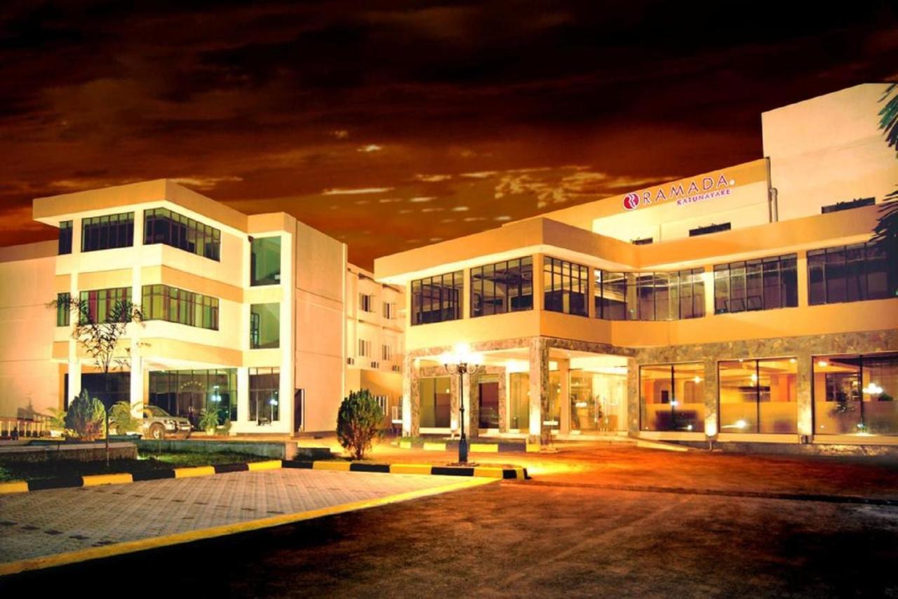 Ramada Katunayaka Extérieur photo